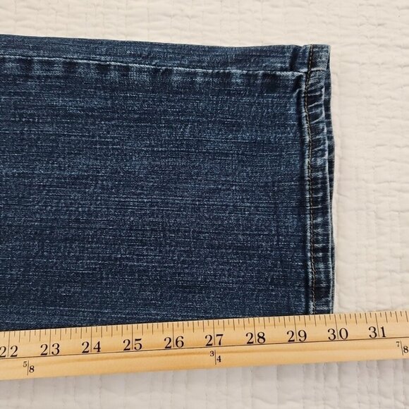 Lee Jeans Men's 42x30 Extreme Motion Tapered Leg Medium Wash Straight Fit EUC - Picture 7 of 16